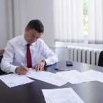 Primarul Iaşului a semnat pentru un referendum privind unirea Basarabiei cu România