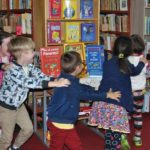 Activități creative și recreative destinate copiilor, la Biblioteca Județeană Satu Mare