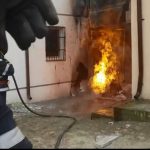 Femeie rănită grav într-un incendiu la Boldești-Scăeni