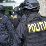 Șapte traficanți de migranți, arestați într-un dosar al DIICOT Suceava