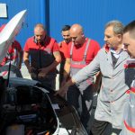 PREMIERĂ! Rombat a produs prima Dacia Logan sută la sută electrică