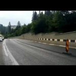 VIDEO Atenție, șoferi! Se asfaltează pe DN17, în Pasul Mestecăniș