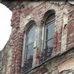 Plase de protecție pe fațadele clădirilor istorice