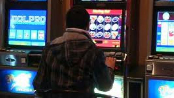 pacanele jocuri de noroc distrus