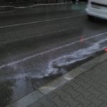 La Iași a plouat cu „spumă“ (FOTO)