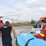 Bărbat din Zorleni, cu coloana fracturată, transportat cu elicopterul la Iași