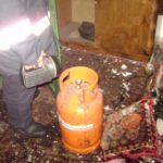 Explozie de butelie la Tăcuta: un bătrân de 81 de ani, a ajuns la spital
