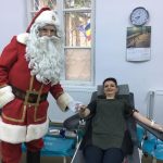 Moș Crăciun a donat sânge