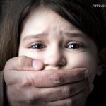 Direcția de Protecție a Copilului Ialomița împinge o fetiță de 5 ani în brațele tatălui abuziv! (2)