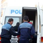 Corabia: Bărbaţii care au răpit o fată de pe stradă contestă arestul preventiv