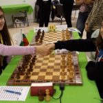 O micuță vulcăneancă cucerește campionatul mondial de șah