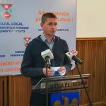 Primarul din Petroșani cere demisia ministrului Educației