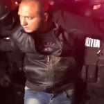 VIDEO: O fată a fost tâlhărită în scara unui bloc din Alba Iulia. Suspectul a fost reținut!