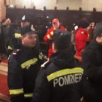 Un copil a ajuns la spital după ce un profesor şi 22 de elevi din Dăneasa au fost găsiţi dormind în Catedrala din Alba Iulia -FOTO&VIDEO
