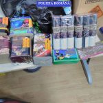Peste 30 de kilograme de artificii confiscate de polițiști