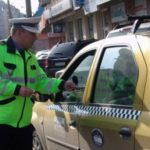 Taximetriștii ieșeni, luați “la bani mărunți”: ce nereguli au descoperit polițiștii!