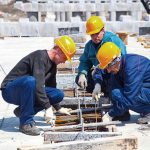 Se modifică salariul minim pentru constructori și zilieri