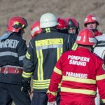 Accident cu două victime la Zimbor. Şoferul încarcerat, salvat de pompieri