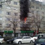Incendiu violent într-un bloc din Timișoara. Flăcările s-au extins de la un apartament la altul