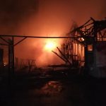 Video | Puternic incendiu în municipiul Călărași. Un bar și un atelier s-au făcut scrum