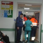 Anchetă la spitalul Sinaia după ce mama unui copil a reclamat că medicul a uitat un tifon în corpul fiicei sale