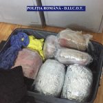 12 kilograme de canabis descoperite de poliţiştii de frontieră de la P.T.F. Giurgiu, în bagajele unui cetăţean grec