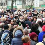 Protest spontan la Spitalul Judeţean Tulcea. „Vrem banii înapoi!”- au strigat protestatarii