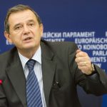 Jurnalistul Rareş Bogdan deschide lista PNL pentru europarlamentare. Doljeanul Marinescu a prins locul 10