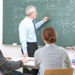 41 de profesori pensionari, din Dolj, vor continua activitatea de dascăl