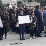 Video| La Târgoviște, protestatarii anti Dragnea au fost acoperiți de muzica din difuzoare