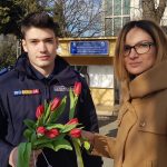 Jandarmii giurgiuveni au oferit mărţişoare femeilor din Giurgiu