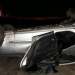 Accident rutier într-un sat din Bistrița-Năsăud! Un autoturism s-a răsturnat, două persoane au ajuns la spital