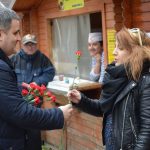 Ministrul Apărării Naționale a oferit flori sătmărencelor, cu ocazia zilei de 8 Martie