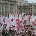 Bugetarii vor bani mai mulți: Sanitas pichetează guvernul, polițiștii execută IPJ Ialomița
