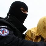 Doi tâlhari din Mătăsaru, prinși și duși la închisoare