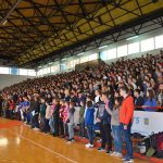 Sute de elevi, din toată ţara, se întrec în judeţul Hunedoara în cadrul a trei olimpiade naţionale