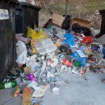 Primăria Bălan cere oamenilor să arunce materialele de construcţii lângă platformele de gunoi