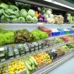Autorităţile vor să vadă câte pesticide au legumele şi fructele din import. Testările sunt efectuate și la Giurgiu