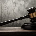 Control judiciar pentru un bărbat din Grivița care și-a bătut părinții