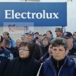Producția de la Electrolux, mutată în Polonia, la cererea conducerii din Stockholm