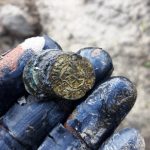 O „comoară” a fost descoperită de un polițist din Ion Creangă (FOTO)