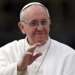 Vizita Papei Francisc în România, criticată aspru de Mânăstirea Petru Vodă