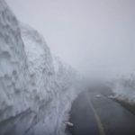 Între munți de zăpadă. Cum arată Transalpina | VIDEO