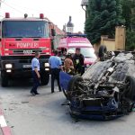FOTO/REGHIN: O mașină s-a răsturnat pe strada Călărașilor