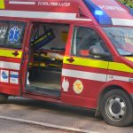 Un bărbat din Bogești a ajuns la spital după ce cuiul de la balotieră i-a căzut peste picior
