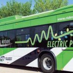 Maricel Popa promite 44 autobuze electrice şi 16 tramvaie, de la Guvern