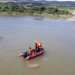 Pompierii bistrițeni caută o persoană despre care se crede că ar fi căzut într-un lac