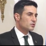 Cosmin Vasile nu s-a hotărât dacă îi ia locul lui Manda în Parlament