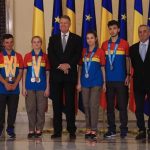 FOTO:Olimpicii băcăuani, primiți de președintele Klaus Iohannis. Ei au cucerit trei medalii de argint și două de bronz la Jocurile Mondiale de Vară Special Olympics de la Abu Dhabi