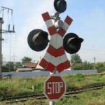Un accident pe trecerea la nivelul căii ferate a blocat traficul feroviar din Cluj